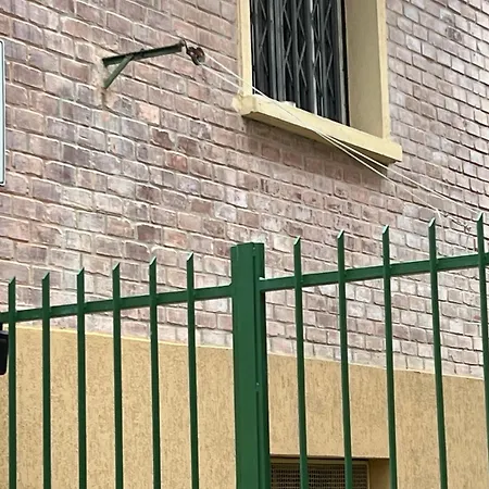 Apartment Charming Near Saragozza