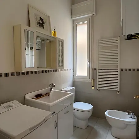 Charming Near Saragozza Apartment