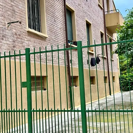 Charming Near Saragozza Apartment