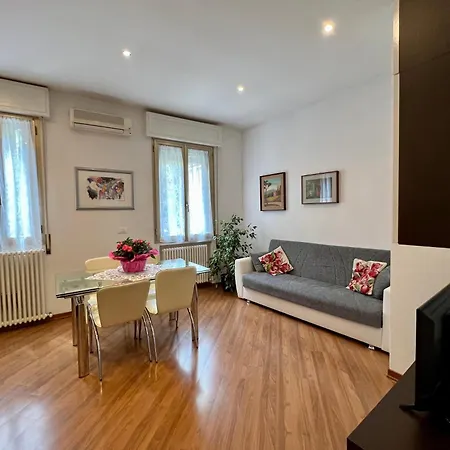 Charming Near Saragozza 博洛尼亚